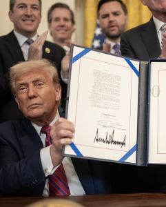 Trump sign Genius Act